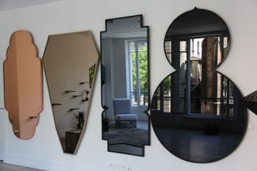 Como escolher um espelho no corredor? 235+ (Foto) Idéias de design para decoração (guarda-roupa, penteadeira, cômoda)