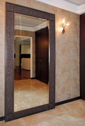Como escolher um espelho no corredor? 235+ (Foto) Idéias de design para decoração (guarda-roupa, penteadeira, cômoda)