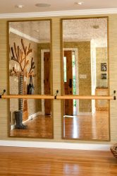 Como escolher um espelho no corredor? 235+ (Foto) Idéias de design para decoração (guarda-roupa, penteadeira, cômoda)