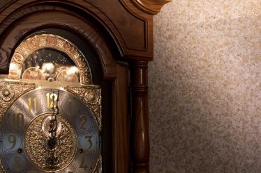 خلفية السائل في المناطق الداخلية من الغرف العادية (150+ صور): ميزات الاستخدام