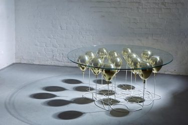 O que procurar ao escolher uma mesa de café? 225+ (Fotos) Opções de madeira, vidro, sobre rodas
