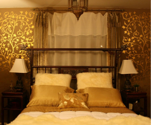 Cor dourada no interior - Design elegante entre luxo e luxo (205+ Foto de cozinha, quarto, sala de estar)