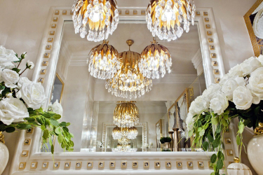Cor dourada no interior - Design elegante entre luxo e luxo (205+ Foto de cozinha, quarto, sala de estar)