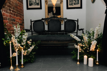 Cor dourada no interior - Design elegante entre luxo e luxo (205+ Foto de cozinha, quarto, sala de estar)